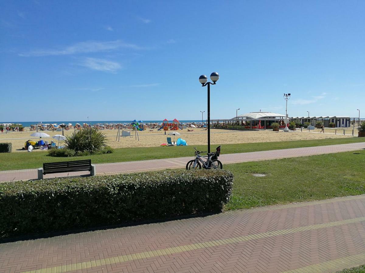 Condominio Simma Bibione Exterior foto
